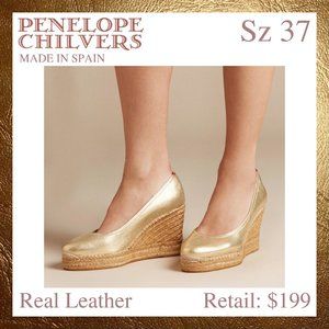 Penelope Chilvers Gold Leather Espadrille Wedge Euc